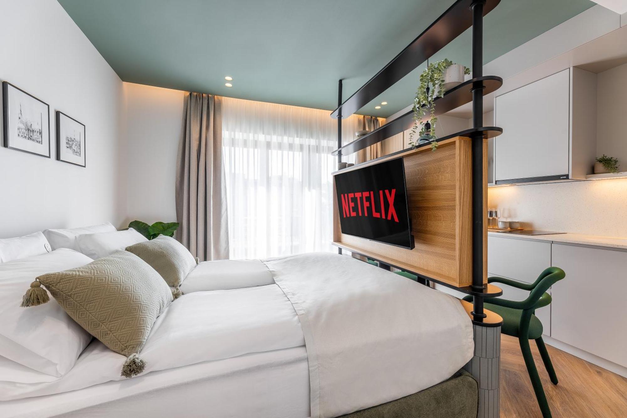 Catalog Boutique Rooms Bratislava Bagian luar foto