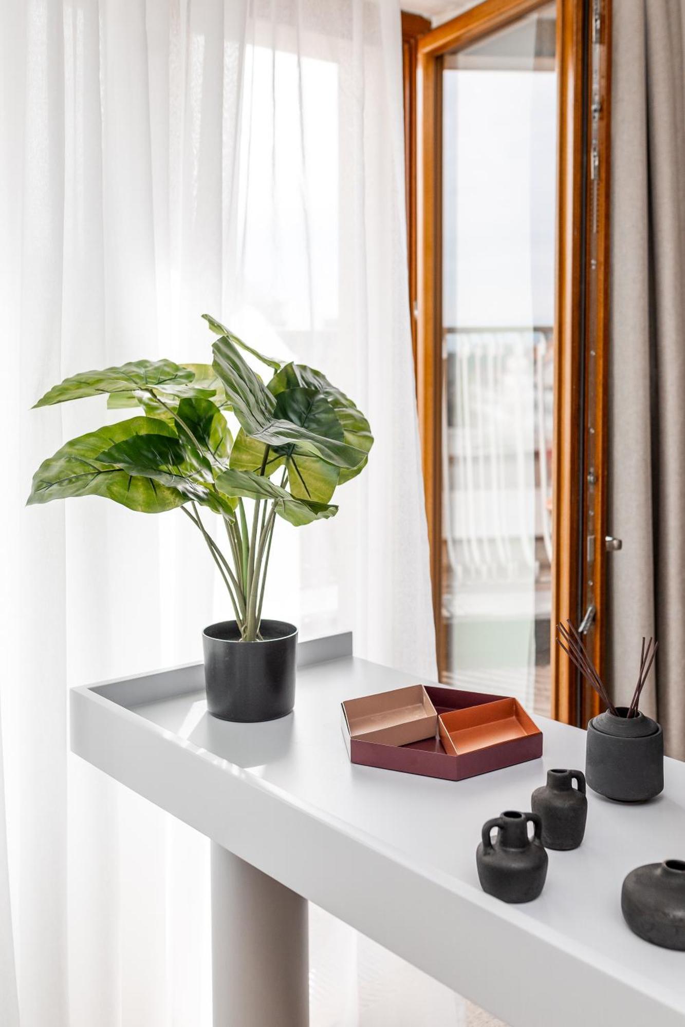 Catalog Boutique Rooms Bratislava Bagian luar foto